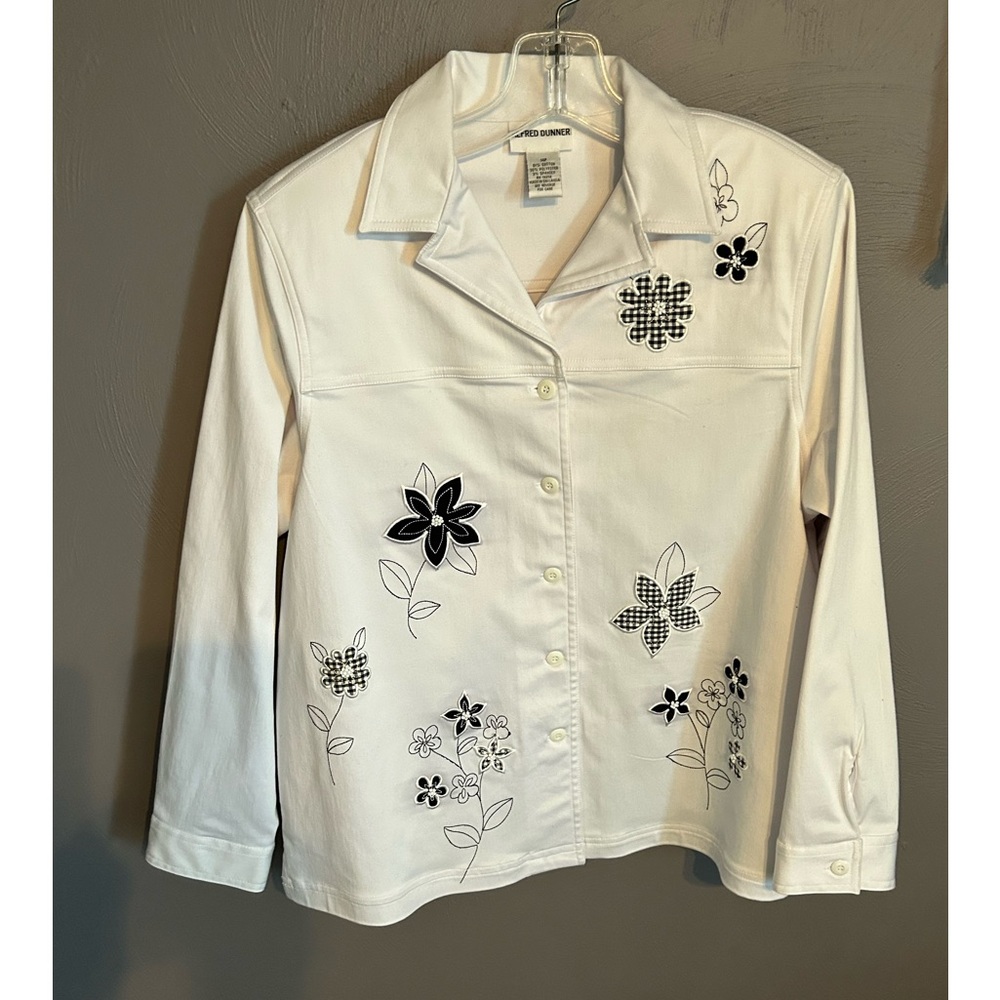 Beautiful Alfred Dunner jacket!